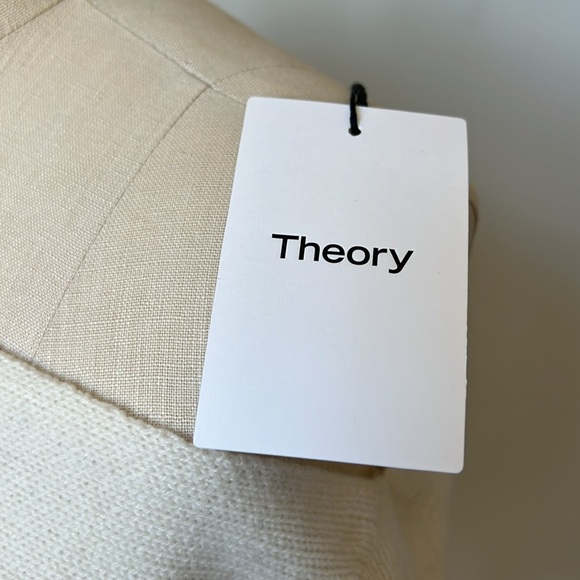 New With Tags! THEORY Cashmere Sweater - Picture 2 of 8